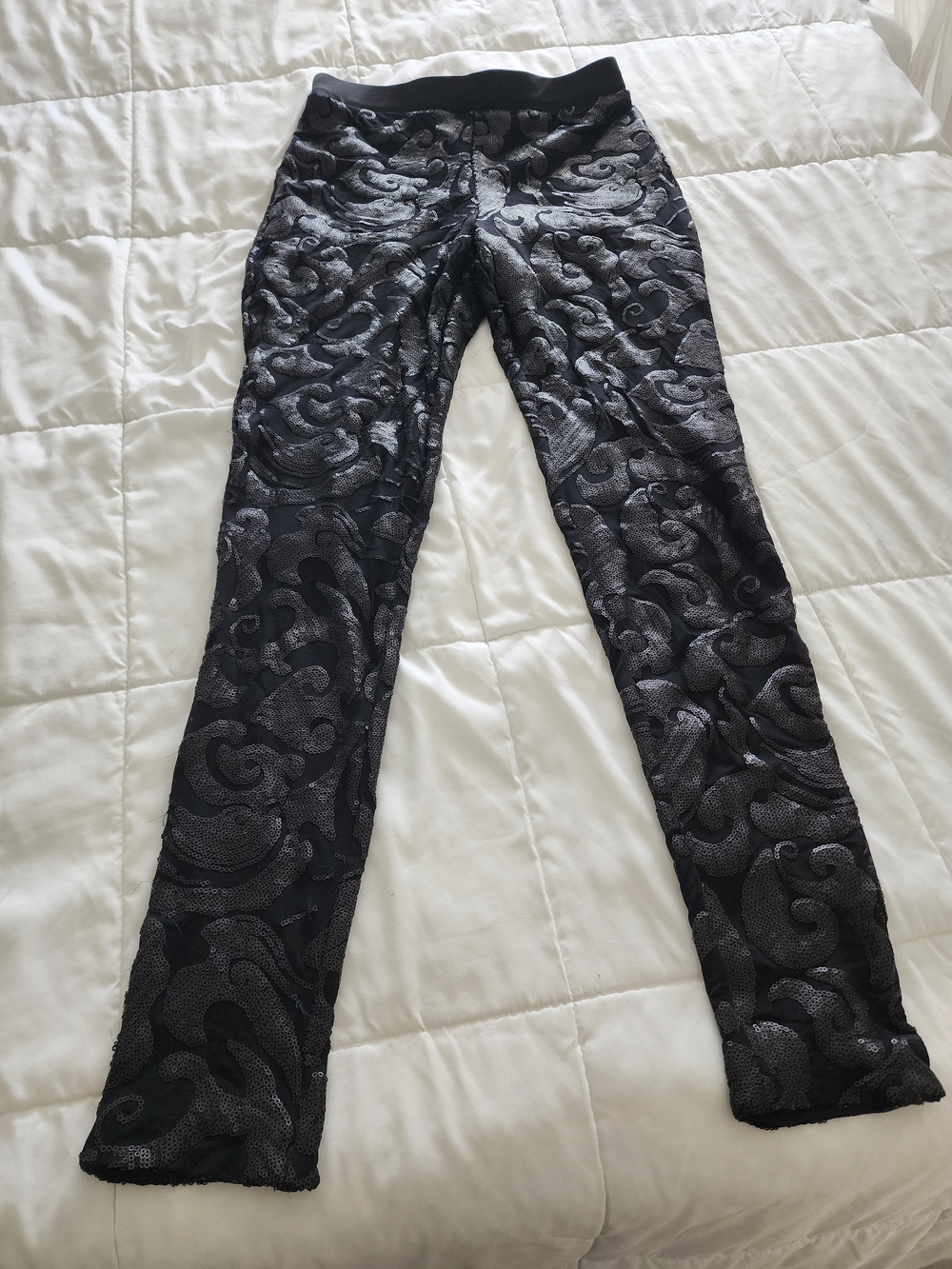 bebe Black Sequin Patterned Skinny Pants